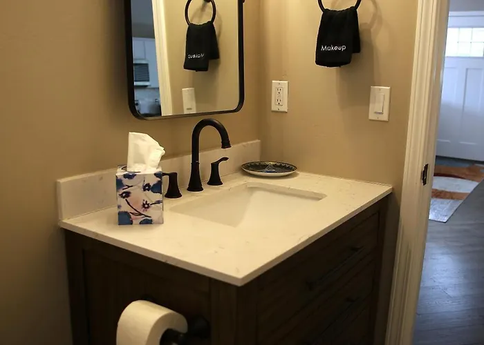 Retreat On First Street Holiday home *