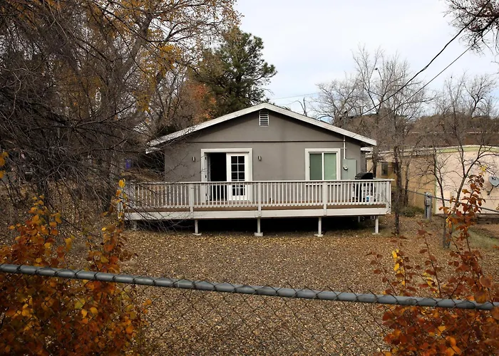 Retreat On First Street Prescott